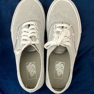 Vans Off the Wall Silver Glitter Sneakers Women’s Size 8/Men’s Size 6.5